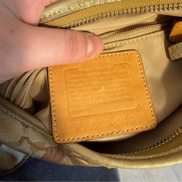 Coach logo small Tan Handbag - Picture 9 of 10